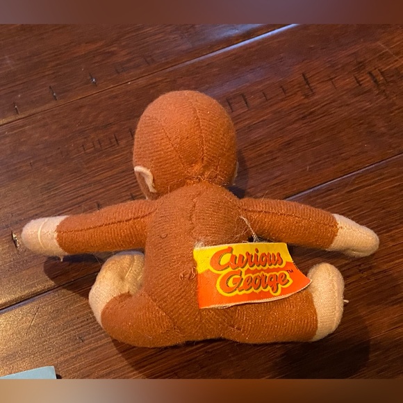 3 piece Curious George bundle; stuffy, coloring & reading book 📖 🐵 - Picture 7 of 15
